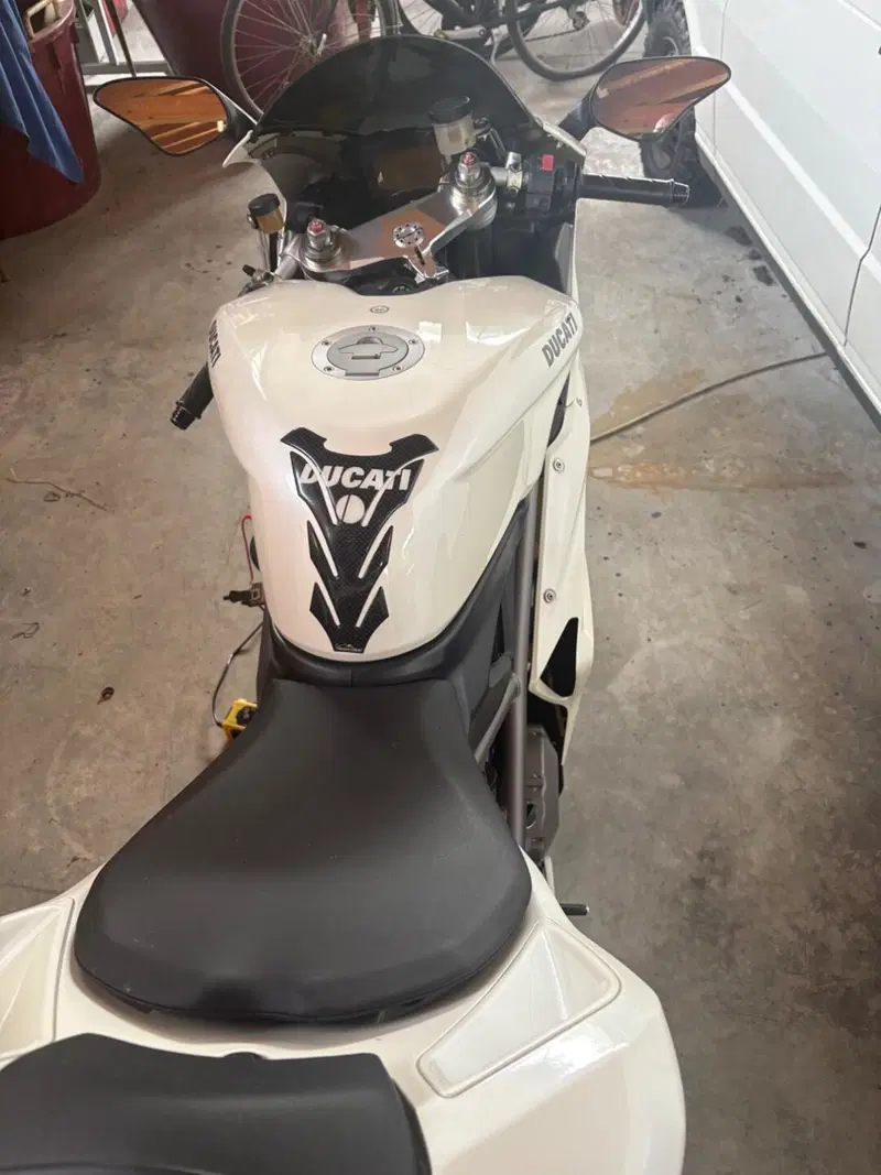 Ducati 848 (2007 - 13) (3)