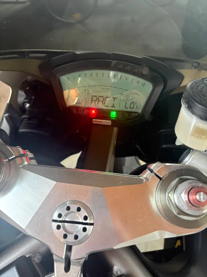 Ducati 848 (2007 - 13) (5)