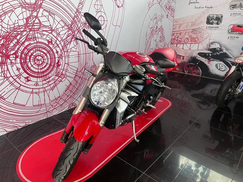 MV Agusta Brutale 910 R (2006 - 11) (5)