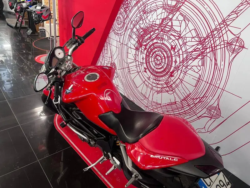 MV Agusta Brutale 910 R (2006 - 11) (8)