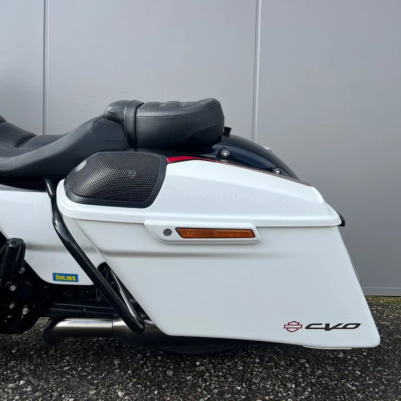 Harley-Davidson 117 Street Glide (2021) - FLHXSE (20)