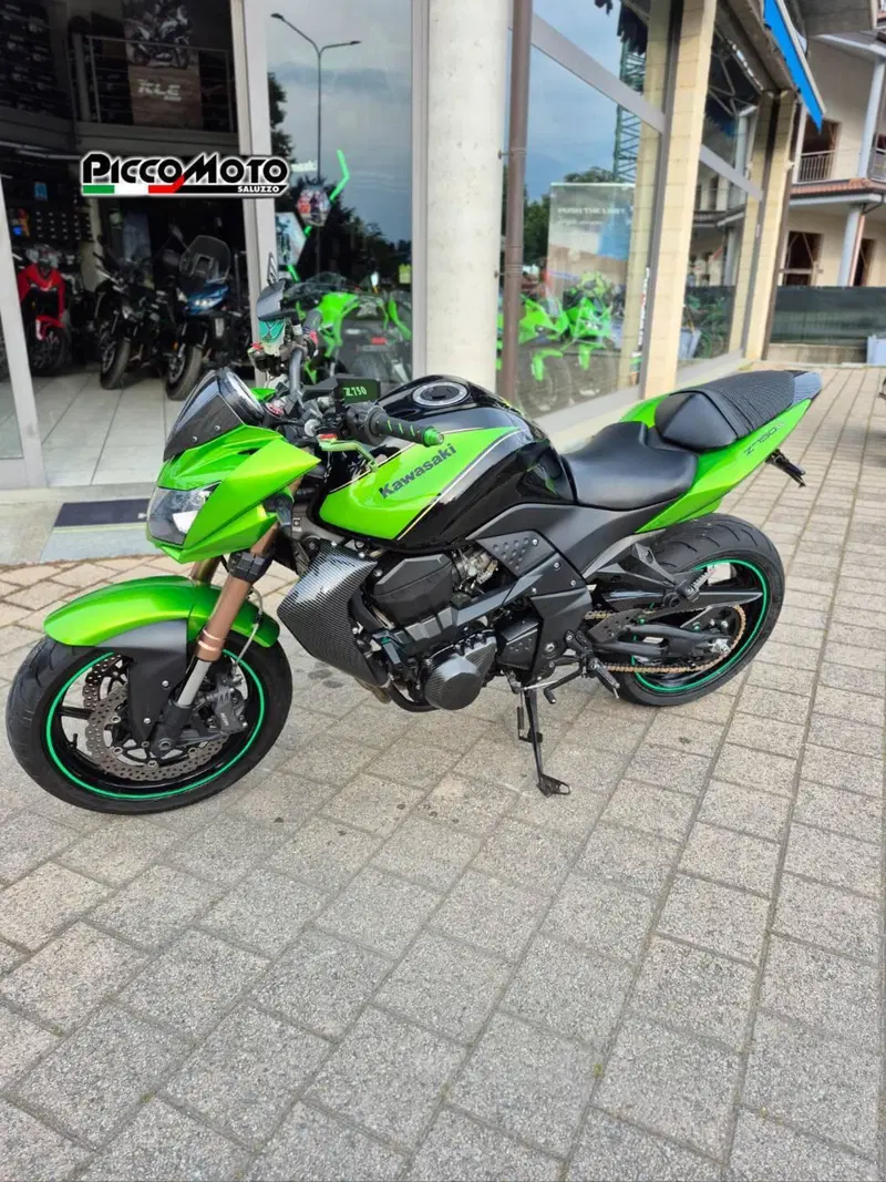 Kawasaki Z 750 R (2011 - 14) (2)