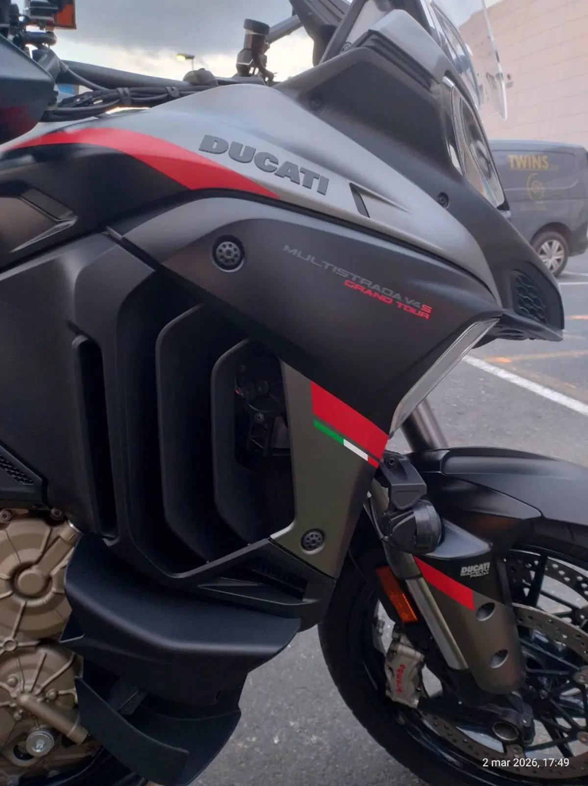 Ducati Multistrada V4 S Grand Tour (2024) (15)