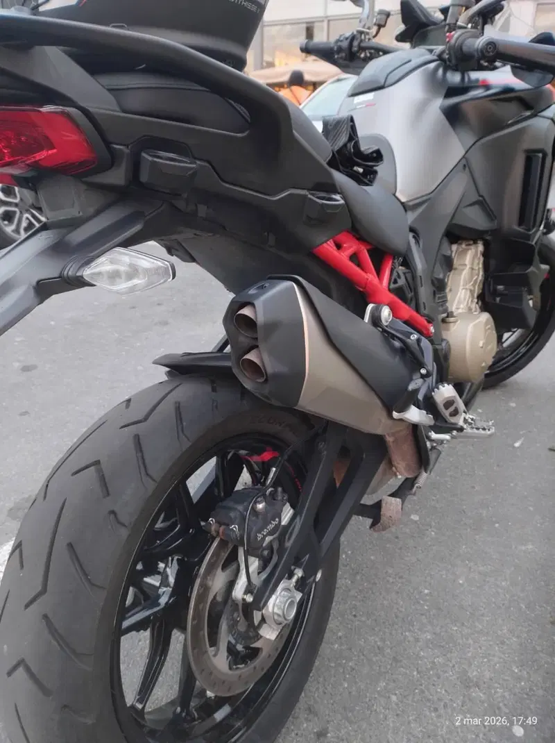 Ducati Multistrada V4 S Grand Tour (2024) (16)