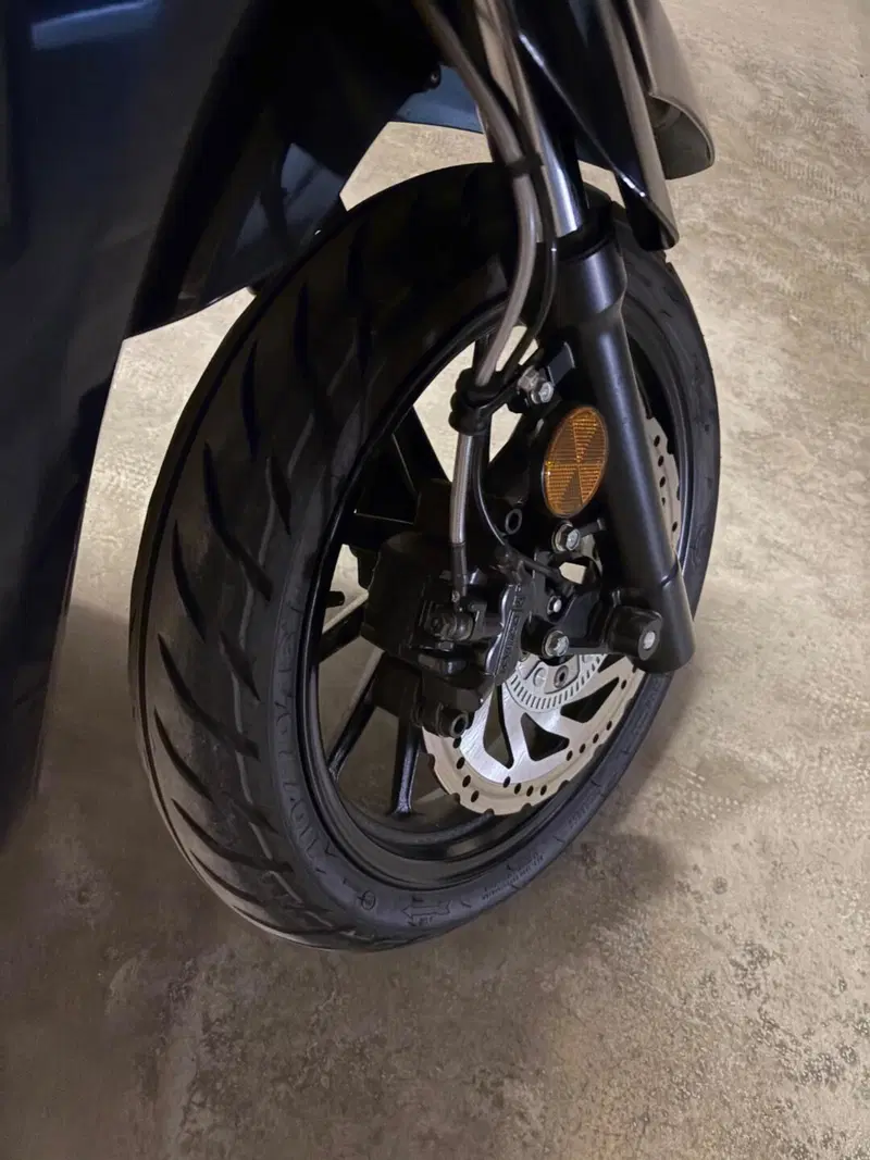 Kymco Agility 300i R16 ABS (2020) (7)