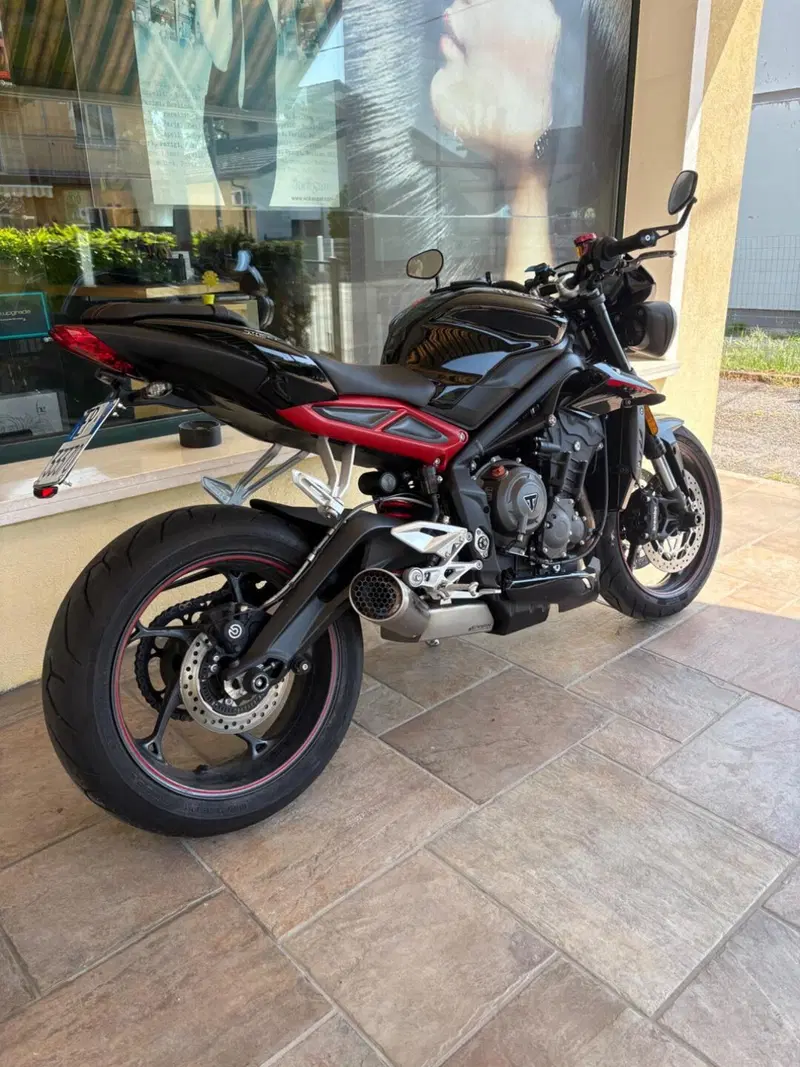 Triumph Street Triple R (2017 - 20) (3)
