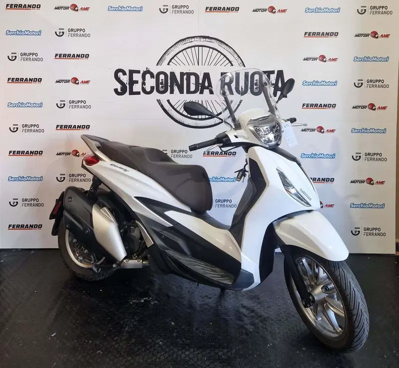 Piaggio Beverly 400 ABS-ASR (2021 - 24) (3)