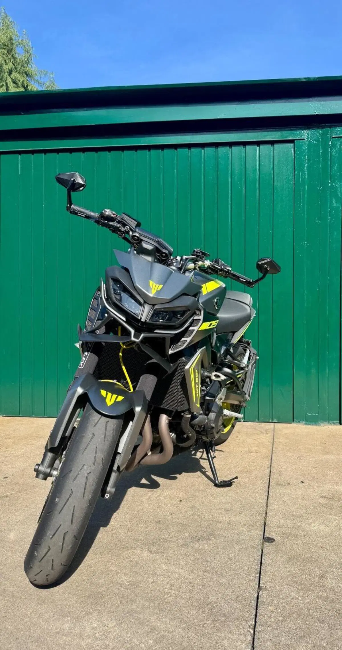 Yamaha MT-09 (2017 - 20) (2)