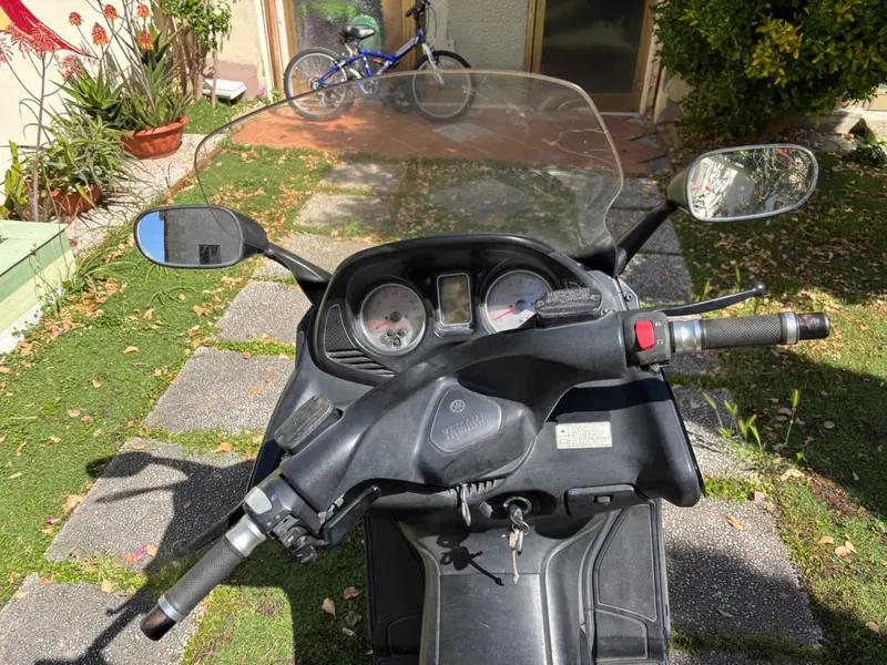 Yamaha T-Max 500 (2004 - 07) (9)