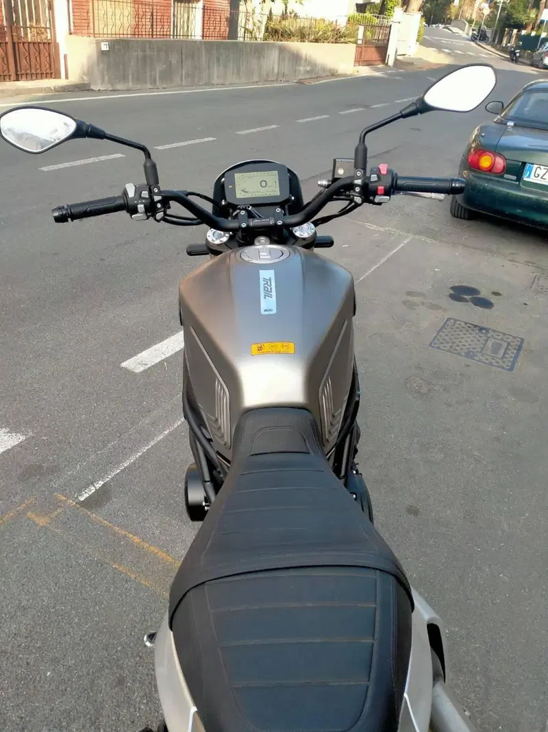 Benelli Leoncino 800 Trail (2022 - 26) (2)
