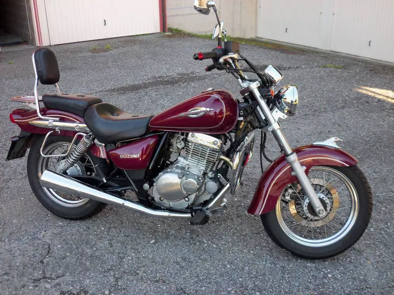 Suzuki Marauder GZ 250 (3)