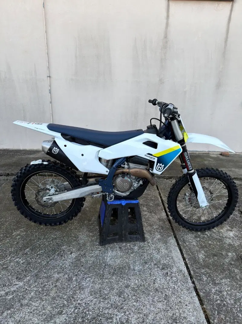 Husqvarna FC 250 (2025)