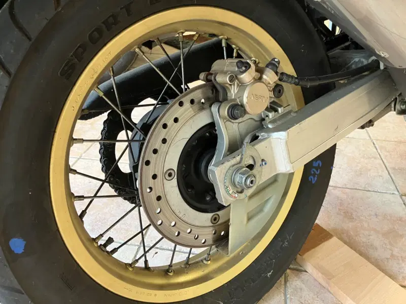 Honda Africa Twin XRV 750 (1992) (4)