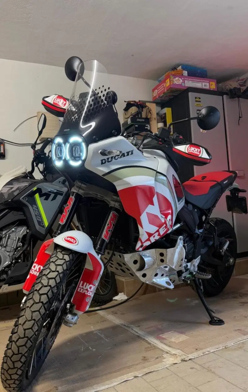 Ducati DesertX (2022 - 25)