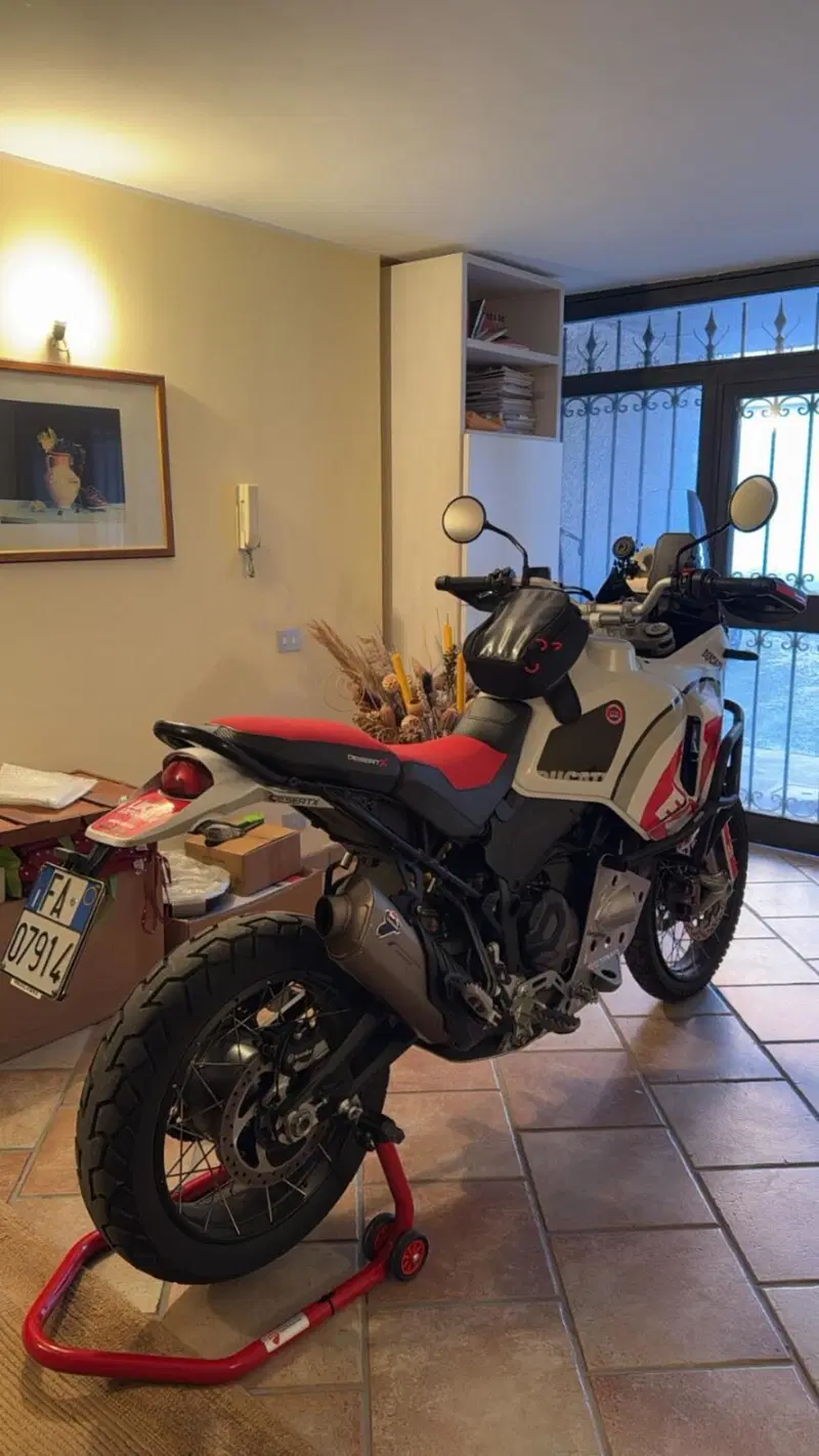 Ducati DesertX (2022 - 25) (3)