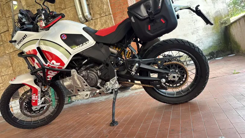 Ducati DesertX (2022 - 25) (5)