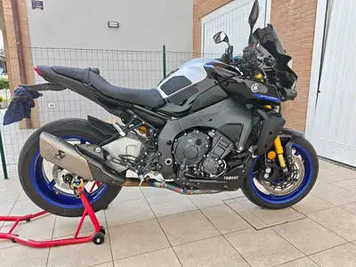 Yamaha MT-10 SP (2022 - 25) usata