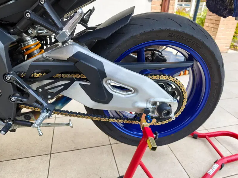 Yamaha MT-10 SP (2022 - 25) (3)