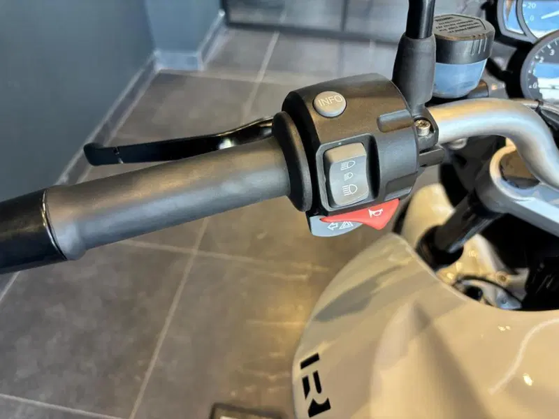 Bmw R 1200 R (2006 - 11) (6)