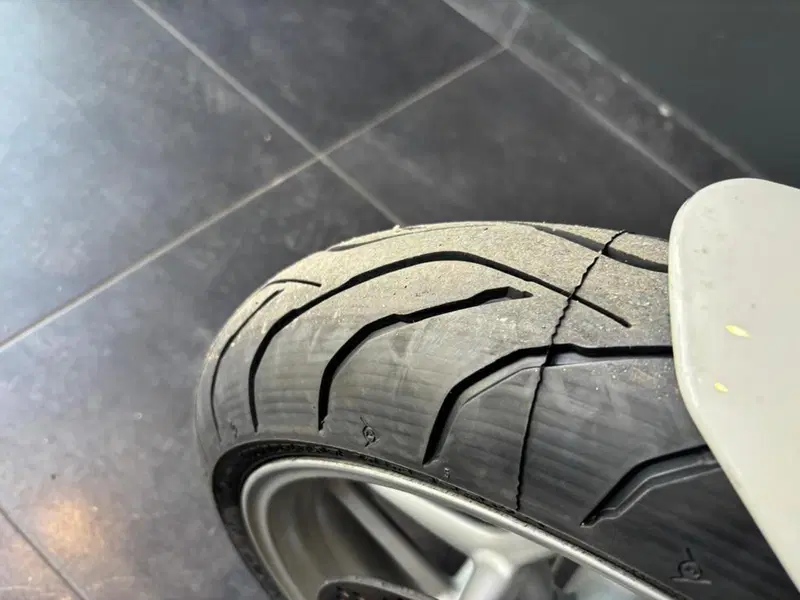 Bmw R 1200 R (2006 - 11) (12)