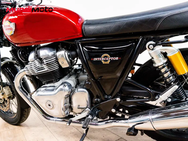 Royal Enfield Interceptor 650 (2021 - 26) (10)
