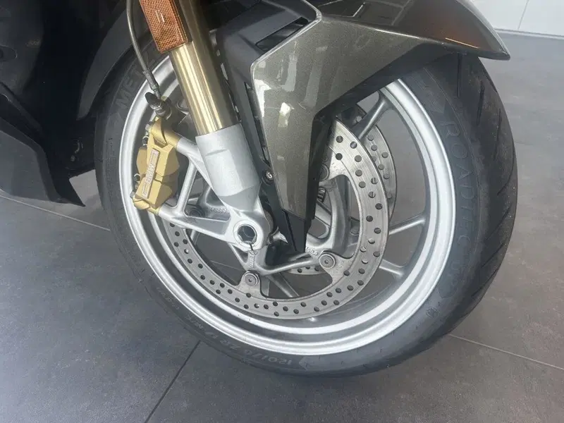 Bmw R 1250 RT (2021 - 25) (7)