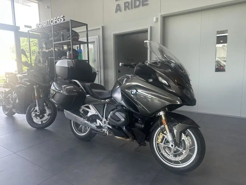 Bmw R 1250 RT (2021 - 25) (2)