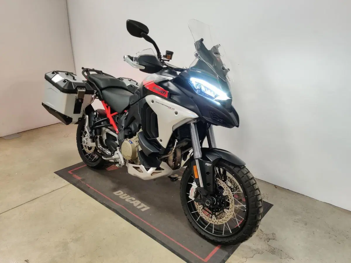 Ducati Multistrada V4 Rally (2023 - 25) (2)