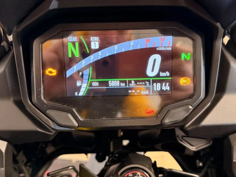 Kawasaki Versys 650 (2021 - 24) (14)