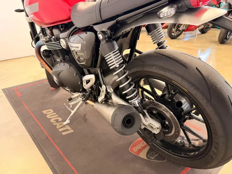 Triumph Speed Twin 1200 (2021 - 24) (8)