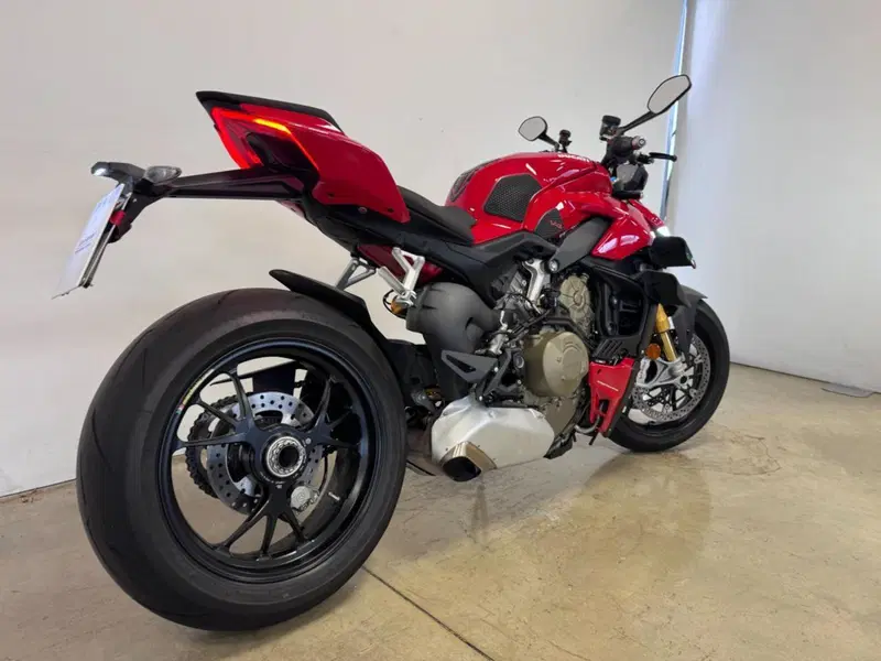 Ducati Streetfighter V4 1100 S (2021 - 22) (7)