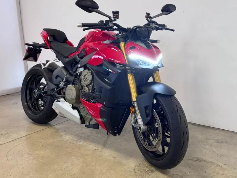 Ducati Streetfighter V4 1100 S (2021 - 22) (2)