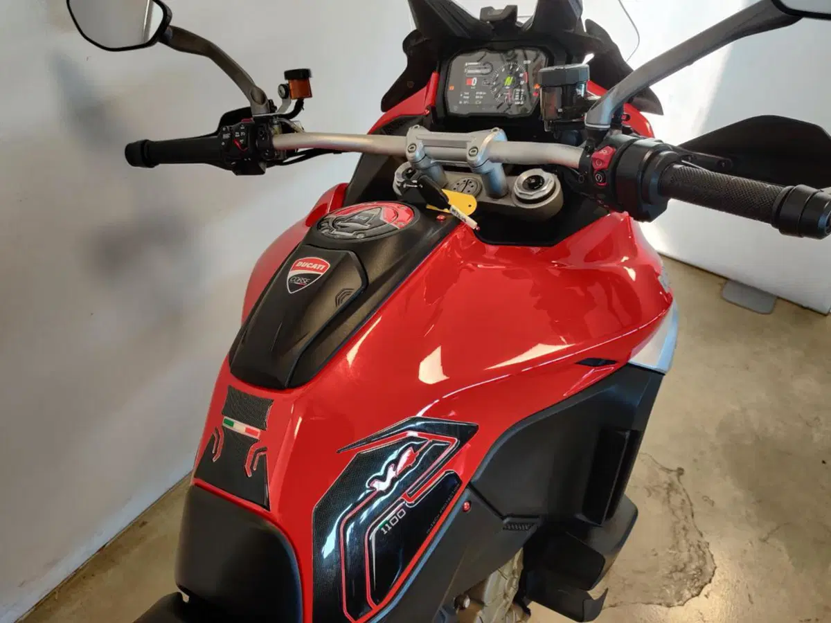Ducati Multistrada V4 (2021 - 24) (10)