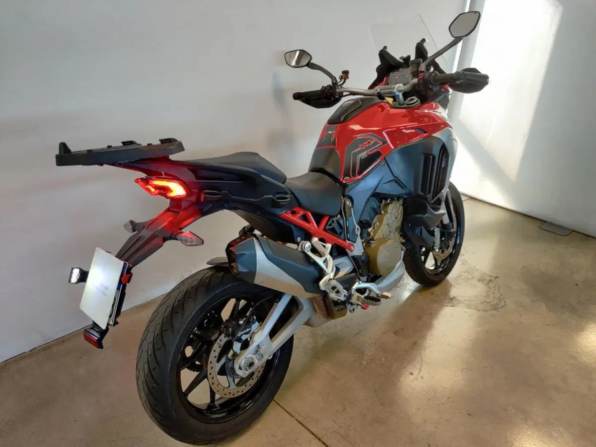 Ducati Multistrada V4 (2021 - 24) (8)