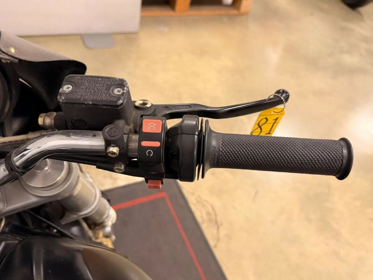 Ducati Monster 750 (1996 - 02) (12)