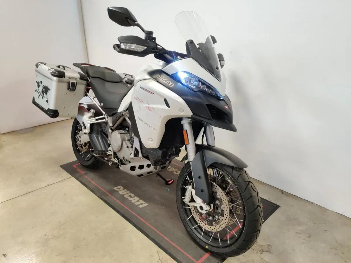 Ducati Multistrada 1200 Enduro (2016 - 18) (2)
