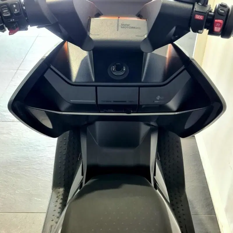 Bmw CE 04 (2021 - 25) (6)