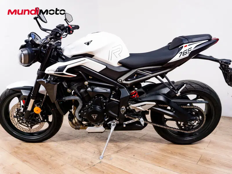 Triumph Street Triple 765 R (2023 - 26) (6)