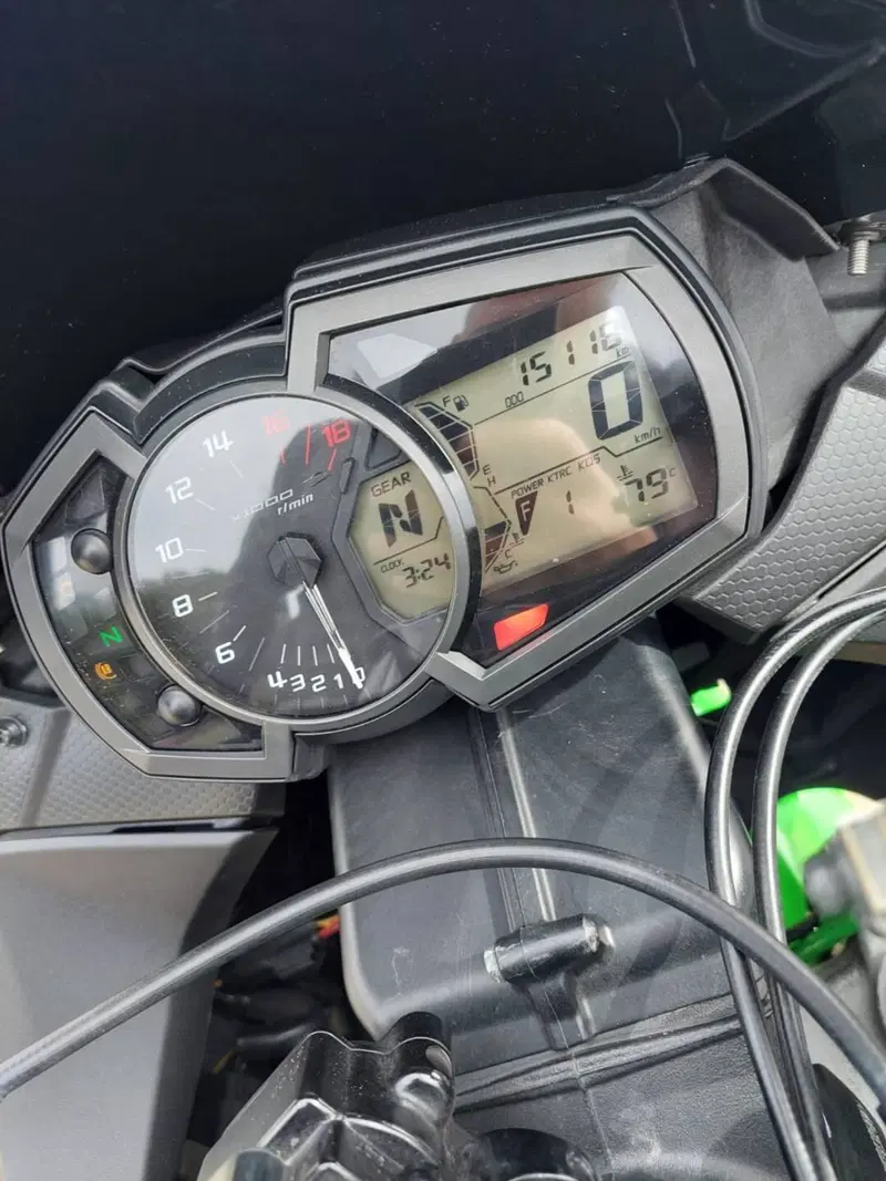 Kawasaki Ninja 636 ZX-6R (2019 - 20) (6)