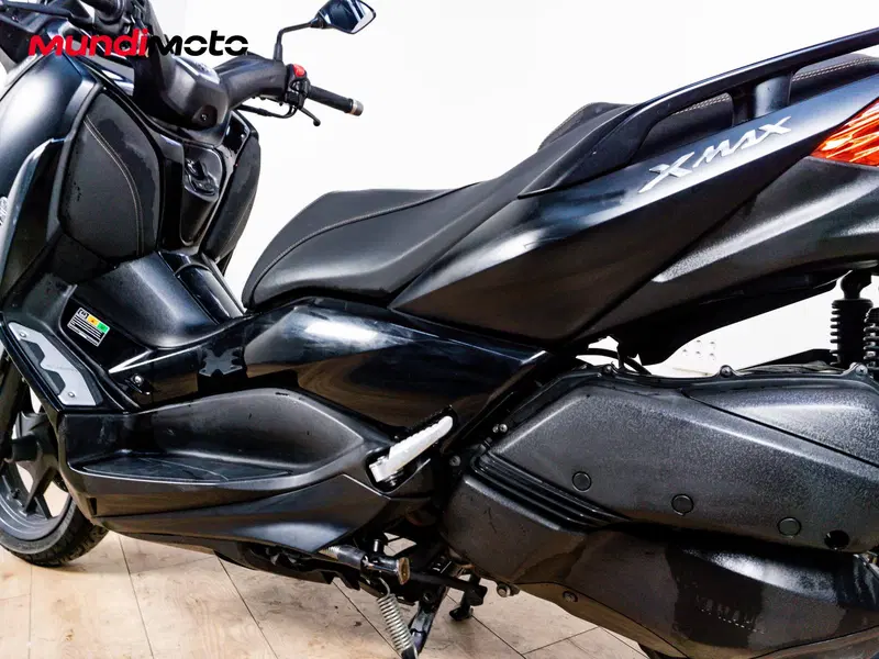 Yamaha X-Max 250 Iron Max ABS (2016) (10)