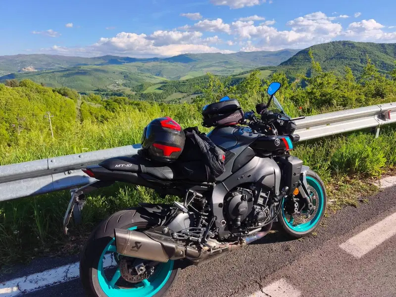 Yamaha MT-10 (2022 - 26) (6)
