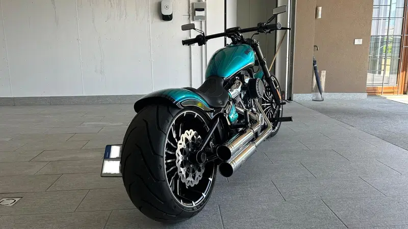 Harley-Davidson Breakout 117 (2023 - 24) (3)