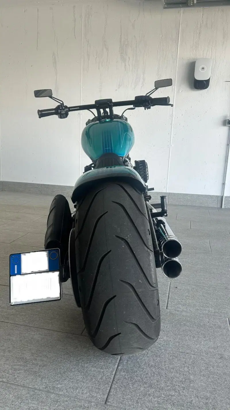 Harley-Davidson Breakout 117 (2023 - 24) (5)