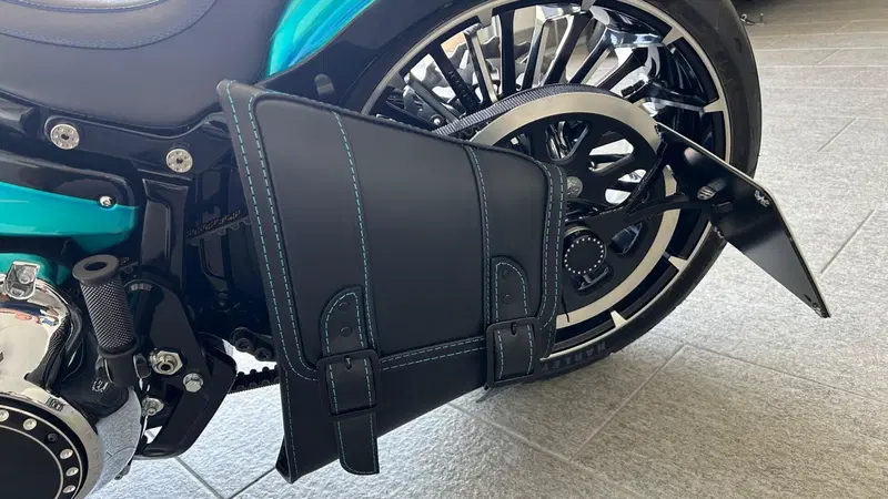 Harley-Davidson Breakout 117 (2023 - 24) (11)