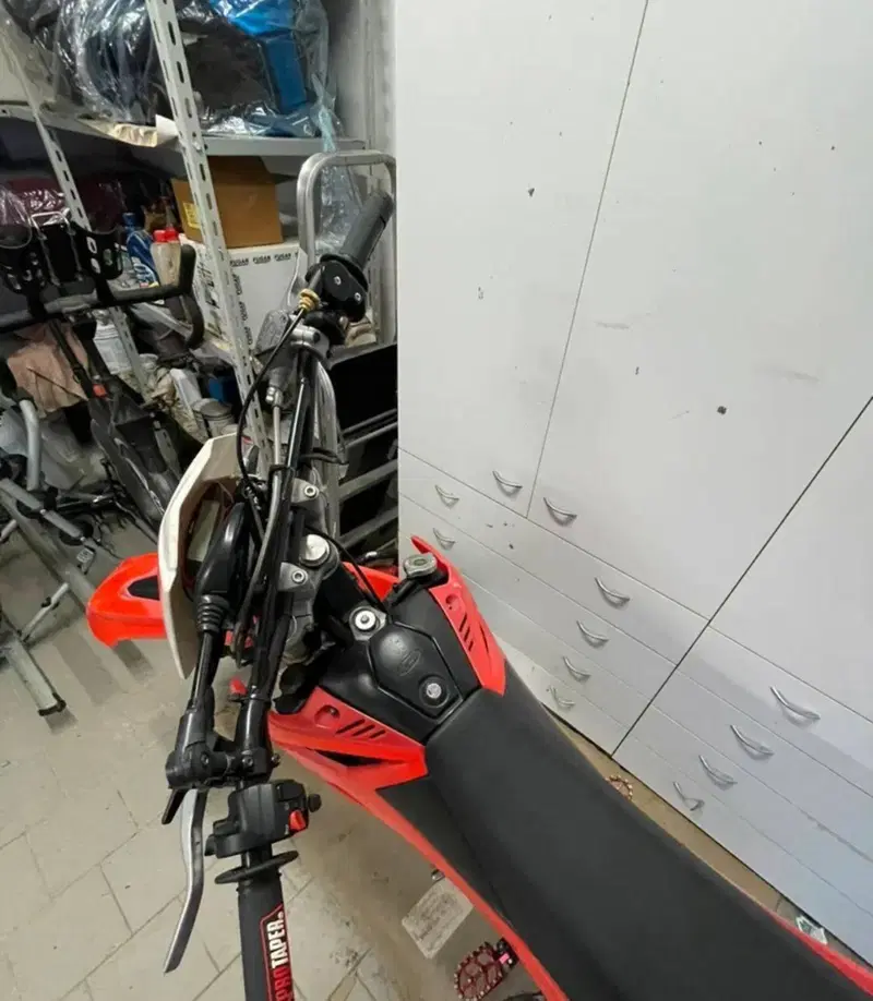 Betamotor RR 50 Enduro (2018 - 20) (2)