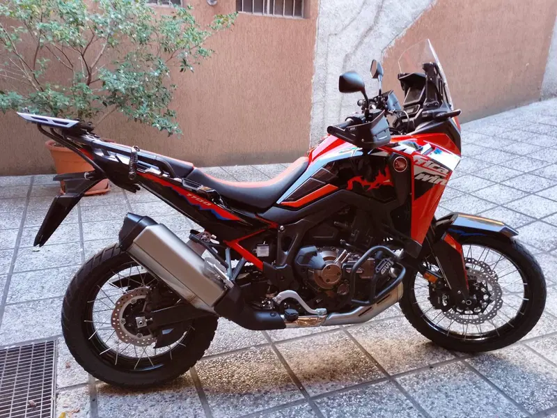 Honda Africa Twin CRF 1100L ES DCT (2024 - 26) (5)