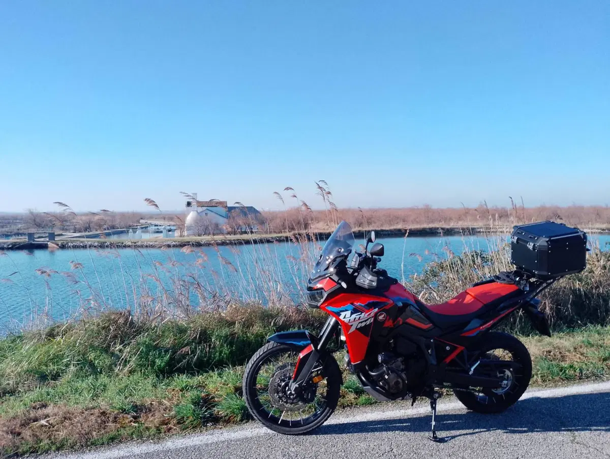 Honda Africa Twin CRF 1100L ES DCT (2024 - 26) (6)