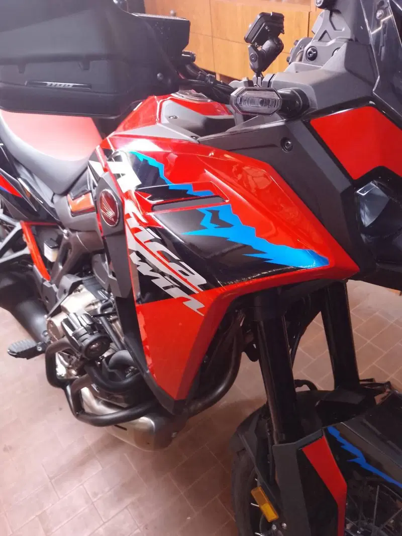 Honda Africa Twin CRF 1100L ES DCT (2024 - 26) (10)