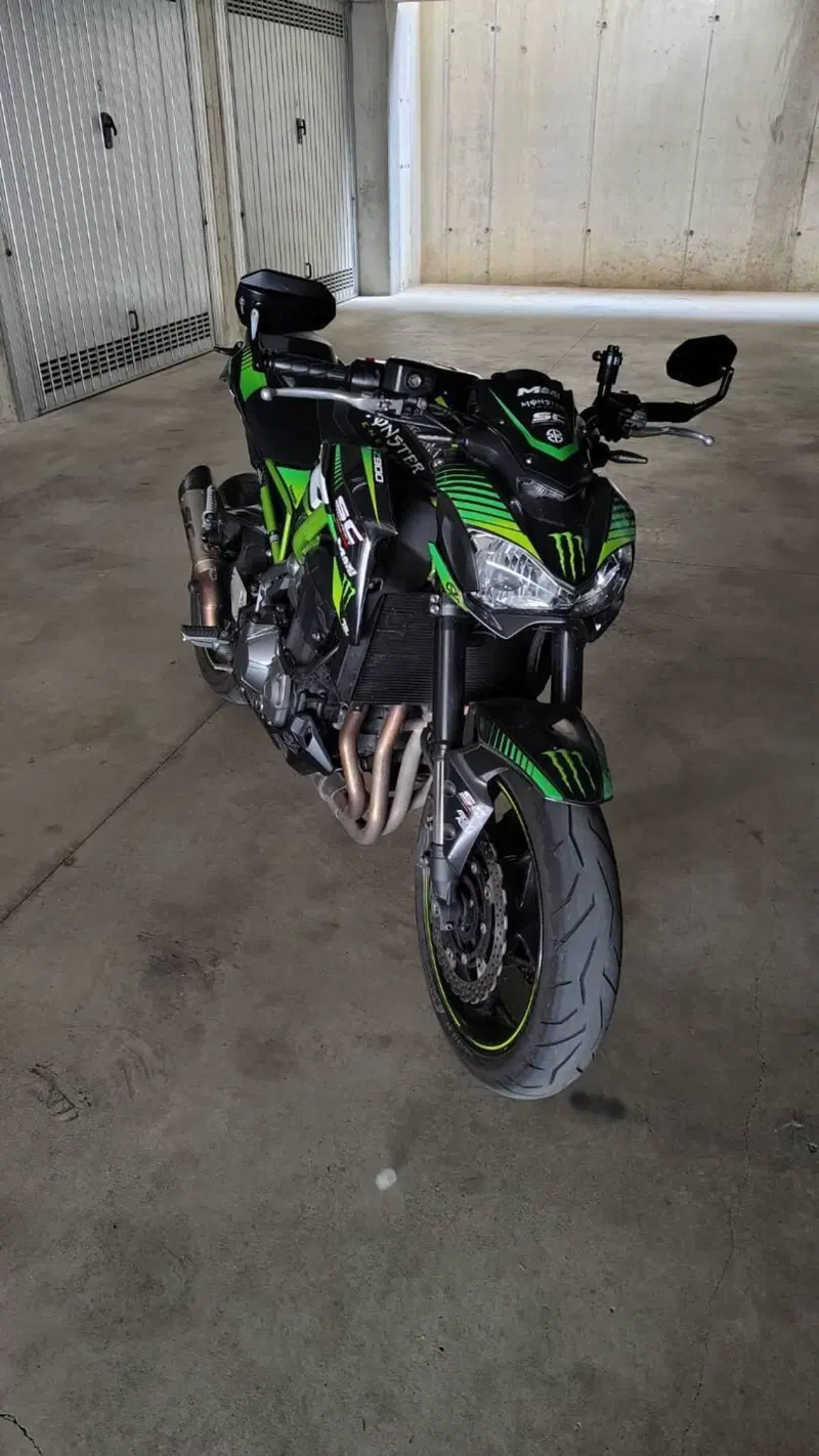Kawasaki Z 900 (2017 - 18) (2)