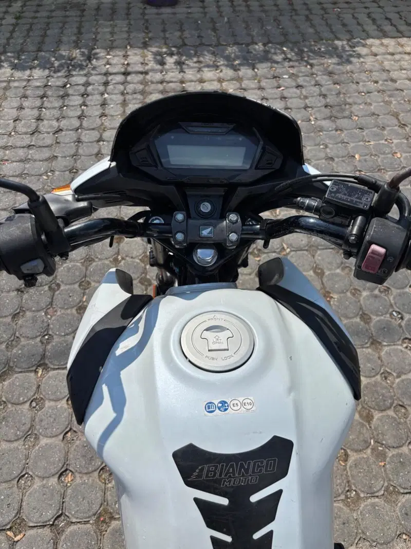 Honda CB 125 F (2021 - 25) (5)